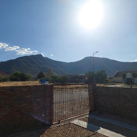 Tj Self-Catering Apartment Graaff Reinet Bilik gambar