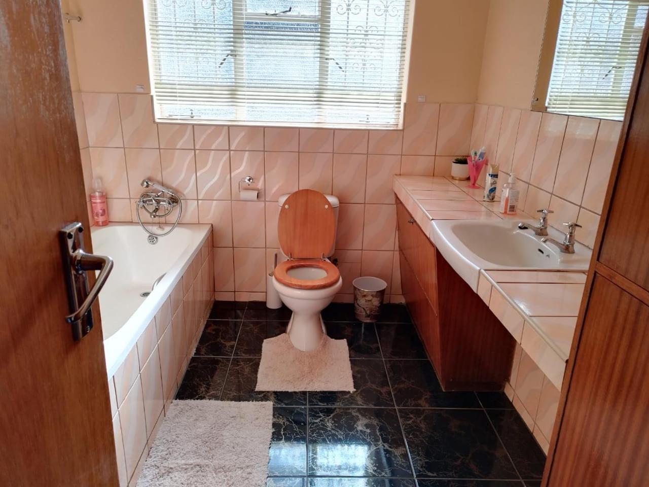 Tj Self-Catering Apartment Graaff Reinet Bilik gambar